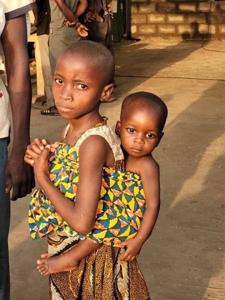 Togo Mdchen mit Kind 148.jpg